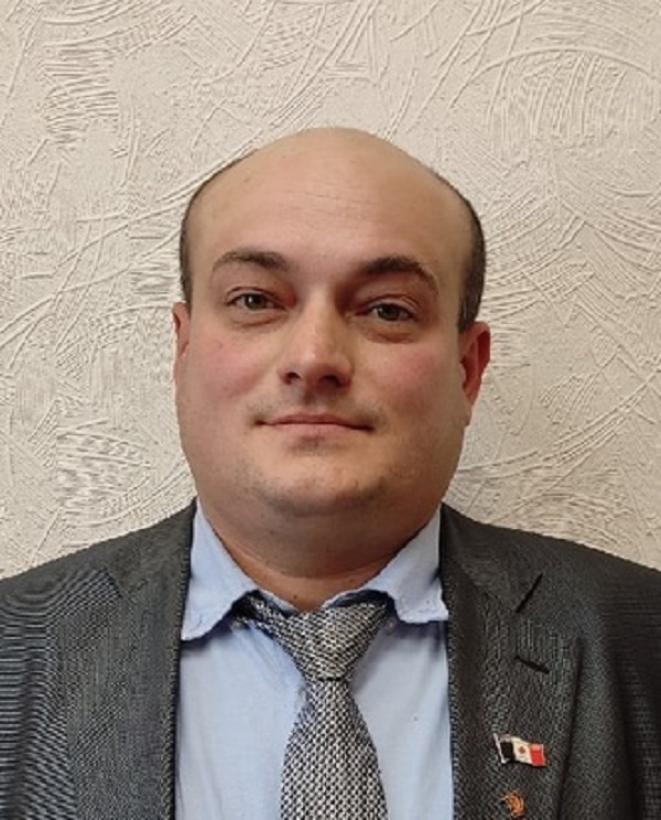 Лощаков Алексей Владимирович.